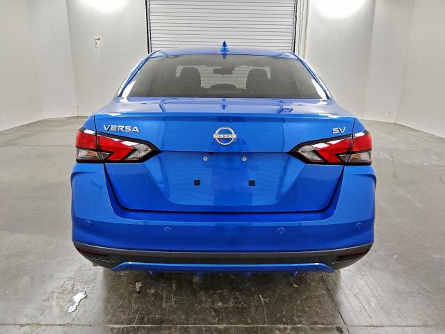 Nissan Versa Sv Image 7