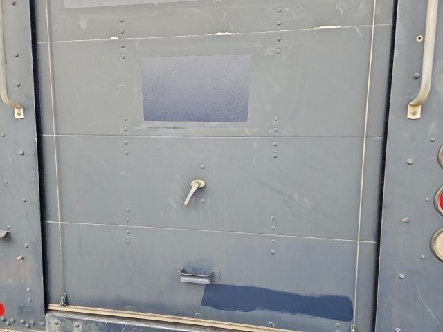 Freightliner Chassis M M Line Walk-in Van Image 6