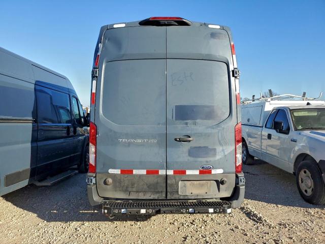 Ford Transit T-250 Image 3