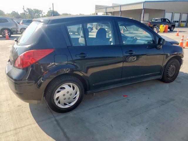 Nissan Versa S Image 2