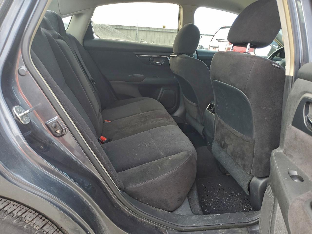 Nissan Altima 2.5 Image 3