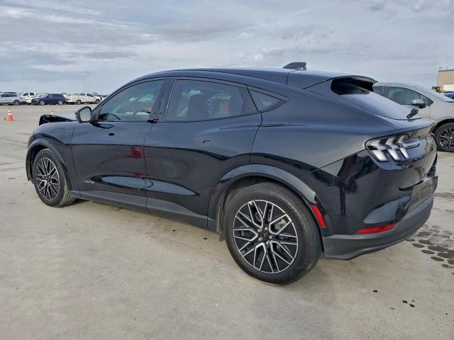 Ford Mustang Premium Image 4