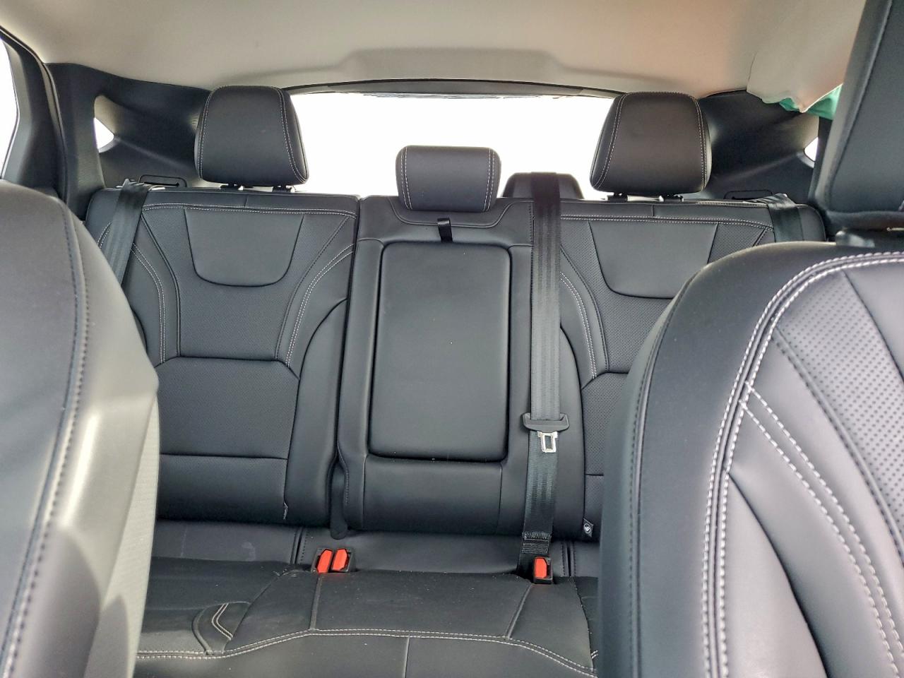 Ford Mustang Premium Image 13