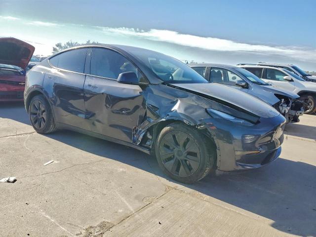 Tesla Model Y Image 9