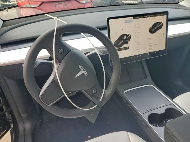 Tesla Model Y Image 10