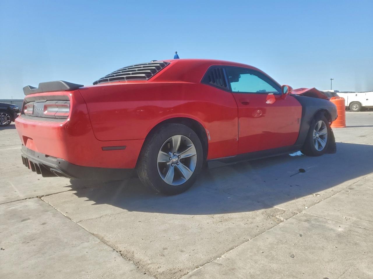 Dodge Challenger Sxt Image 7