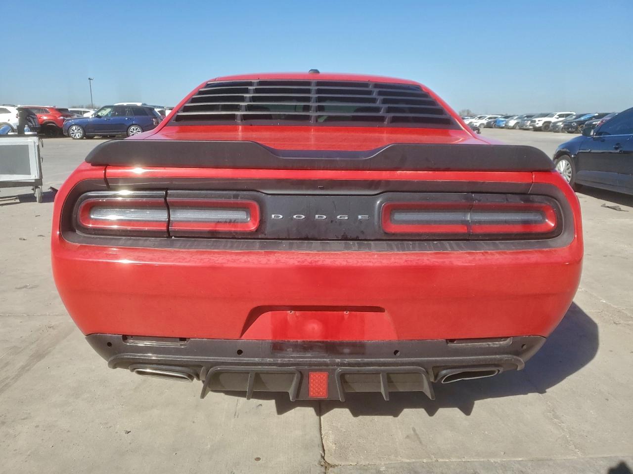 Dodge Challenger Sxt Image 9