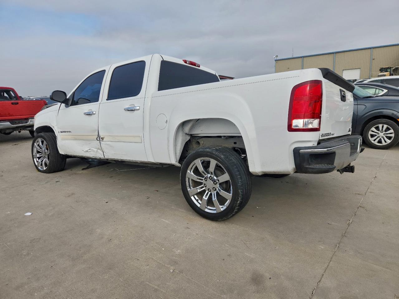 GMC Sierra C1500 Image 3