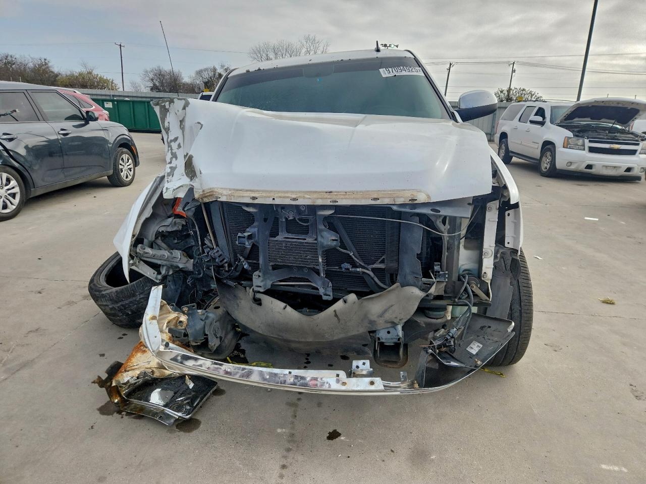 GMC Sierra C1500 Image 8