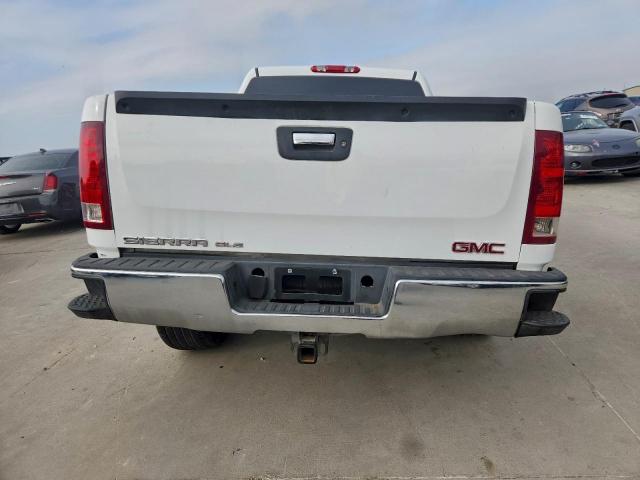 GMC Sierra C1500 Image 9