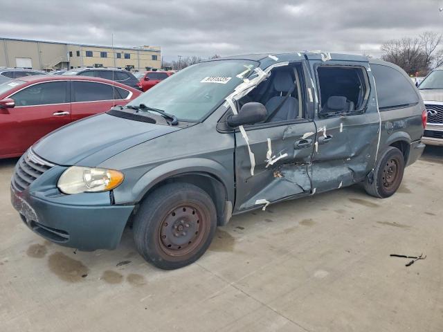  Salvage Chrysler Minivan