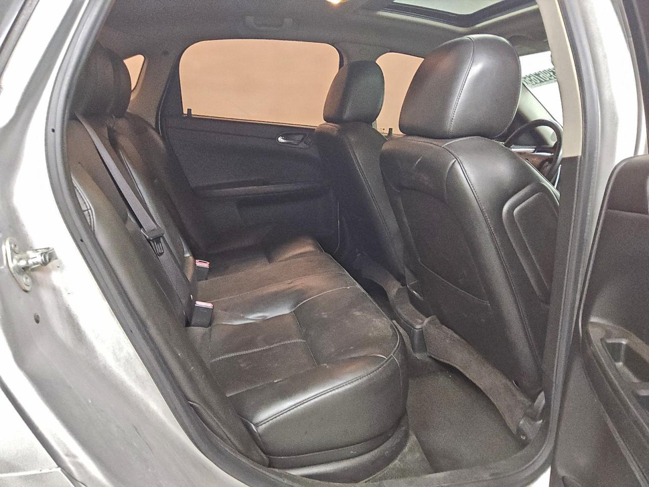 Chevrolet Impala Lt Image 4