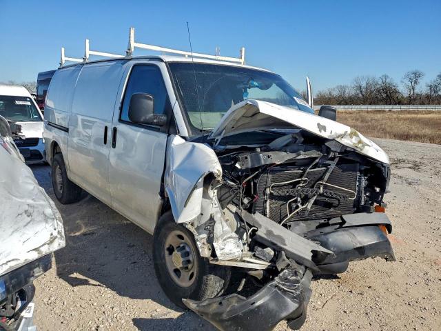 Chevrolet Express Image 11