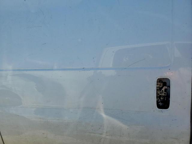 Chevrolet Express Image 5