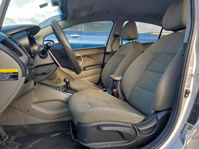 Kia Forte Lx Image 5