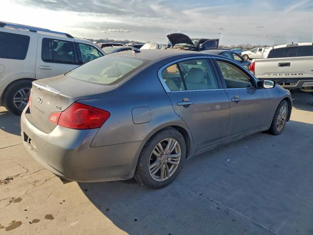 INFINITI G25 Base Image 12