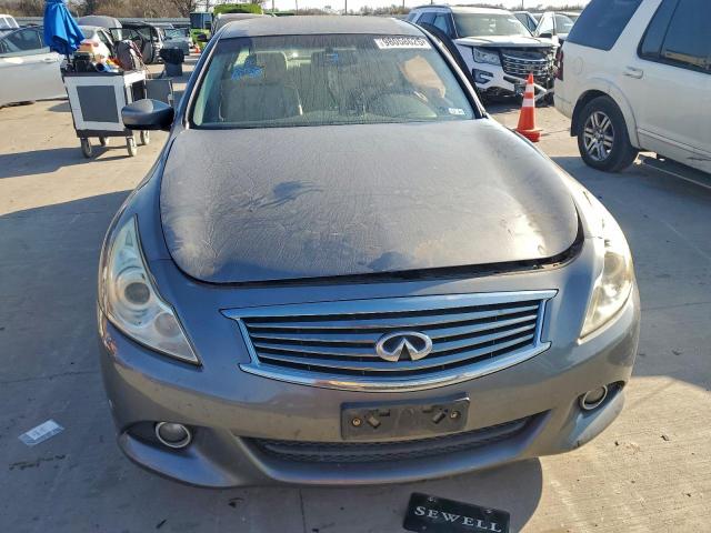 INFINITI G25 Base Image 2