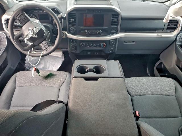 Ford F-150 Supercrew Image 7