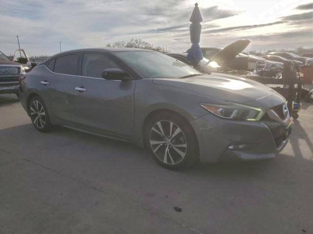 Nissan Maxima 3.5s Image 4