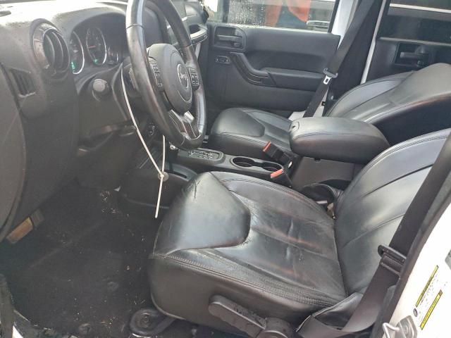 Jeep Wrangler Sahara Image 9