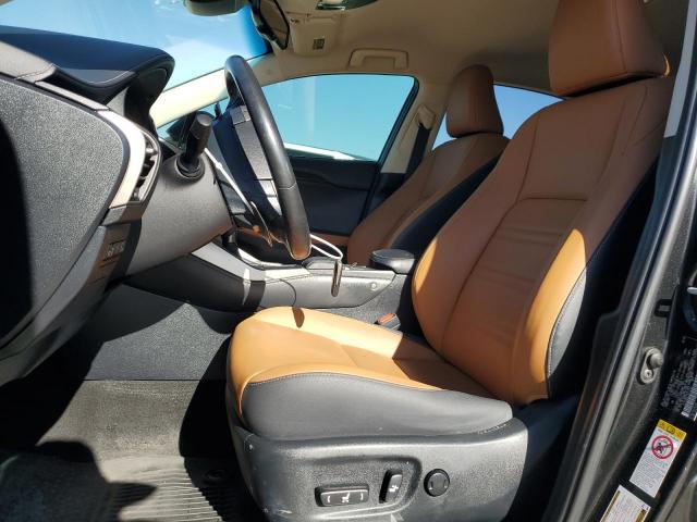 Lexus NX 300 Base Image 7