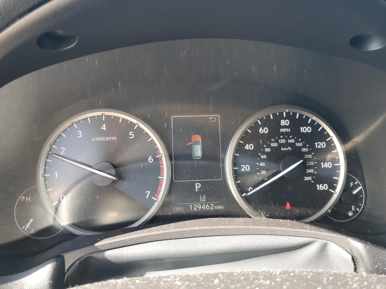 Lexus NX 300 Base Image 9