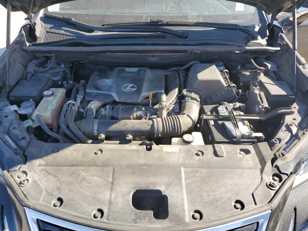 Lexus NX 300 Base Image 6